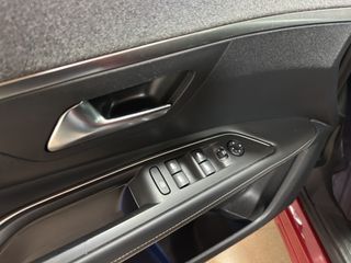 PEUGEOT 3008 1.2 PURETECH 96KW 130CV ALLURE SS