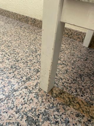 Mesa centro madera blanca y gris