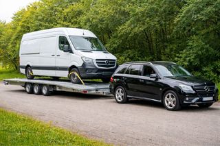 Grua trasportes coche y furgonetas