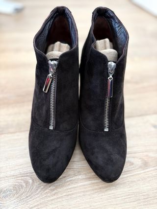 Botines negros tacón alto ante talla 39