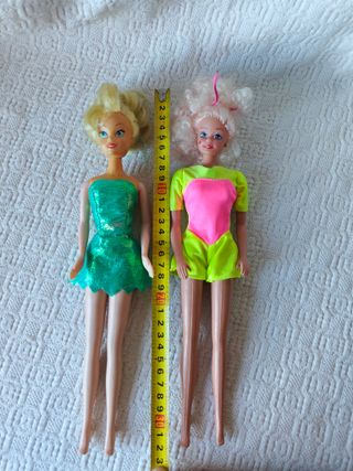 Muñecas Barbie ochentera o campanilla