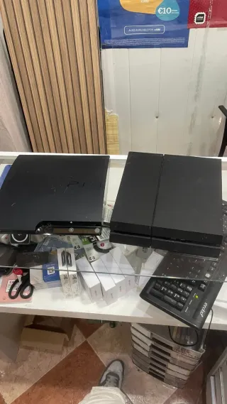 Consola PlayStation 3 y 4 Negra