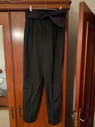 Pantalón Zara lazo cintura Talla XS Negro