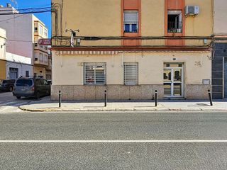 Local comercial en venta en Oliva pueblo en Oliva