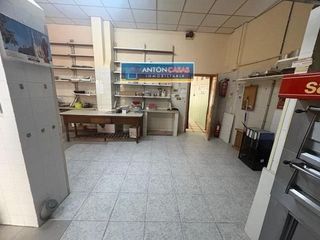 Local comercial en venta en Novelda