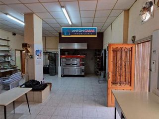Local comercial en venta en Novelda
