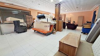 Local comercial en venta en Novelda