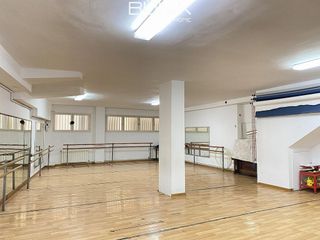 Local comercial en venta en El Putxet i el Farró en Barcelona