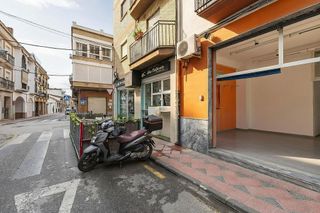 Local comercial en venta en Avda. De los Ogíjares en Armilla