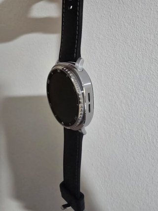 Samsung Galaxy Watch 8 Classic Bluetooth 46mm.