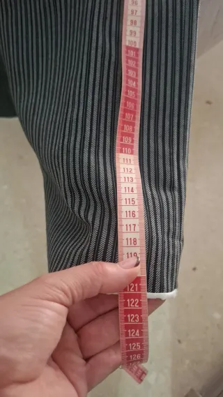 Traje de corto para hombre.