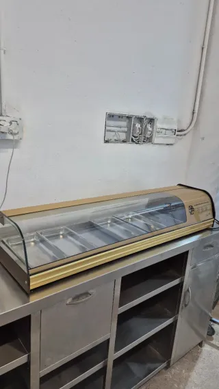 Vitrina expositora refrigerada