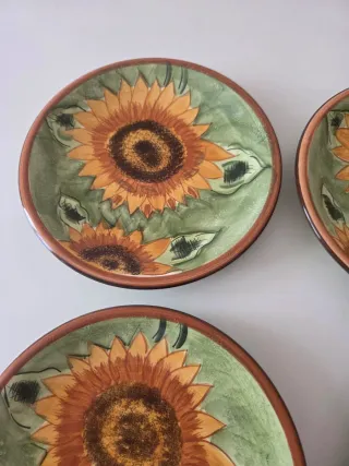 Juego 4 platos decorativos girasoles
