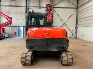 Excavadora Kubota KX080-4