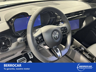 Alfa Romeo Junior Ibrida 108kW (145CV)