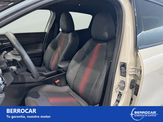 Alfa Romeo Junior Ibrida 108kW (145CV)