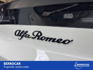 Alfa Romeo Junior Ibrida 108kW (145CV)