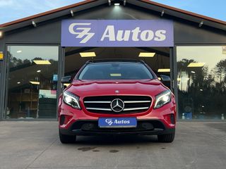 Mercedes-Benz GLA 200 Urban 155 CV TECHO SOLAR