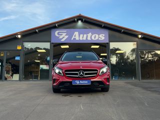 Mercedes-Benz GLA 200 Urban 155 CV TECHO SOLAR