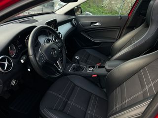 Mercedes-Benz GLA 200 Urban 155 CV TECHO SOLAR