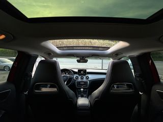 Mercedes-Benz GLA 200 Urban 155 CV TECHO SOLAR