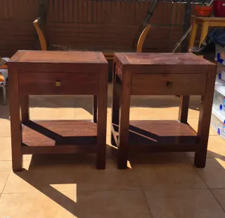 Mesitas de noche Banak de madera