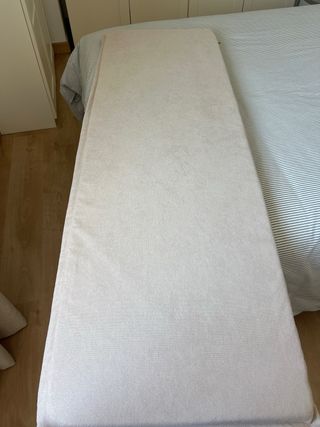 Cabecero de tela beige