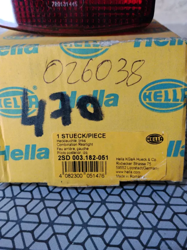 Piloto trasero izquierdo Hella 2SD 003.182-051
