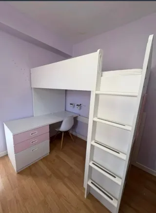 Cama alta Ikea con escritorio