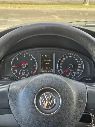 Volkswagen Caravelle 2013