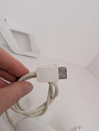 Set 2 Wii Remote + 2 Nunchuck + Wii Zapper