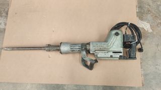 Martillo grande demoledor