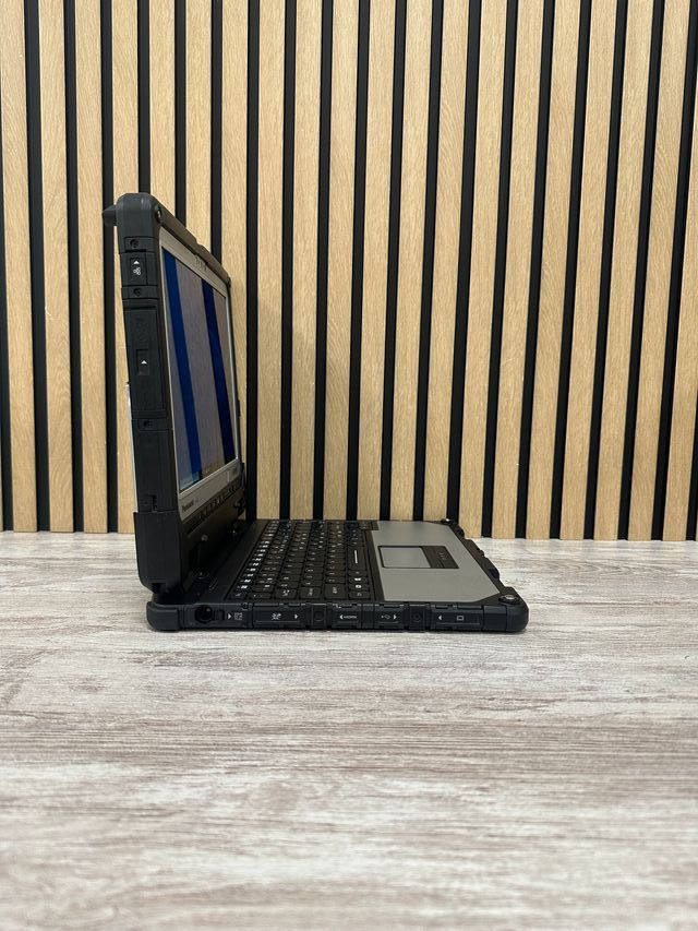 Panasonic ToughBook CF-33 i7 16gb 512gb SSD