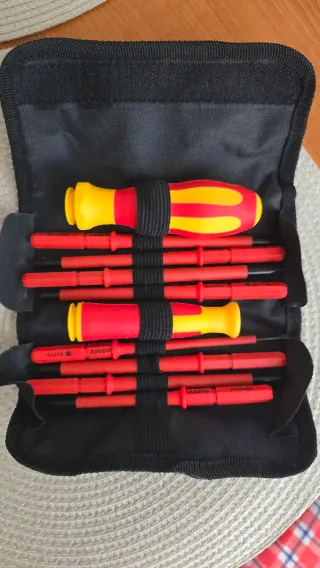 Juego Destornilladores Electricista Aislados