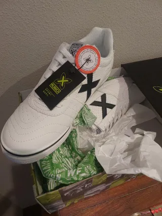 Zapatillas Munich Talla 43