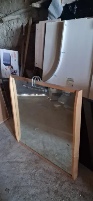 Espejo de madera y cristal