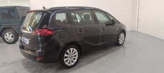 Opel Zafira 2015