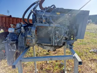 MOTOR DEUTZ. DESMONTADO FUNCIONANDO .BUEN ESTADO
