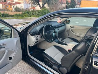 Mercedes-Benz Kompressor CDI 220