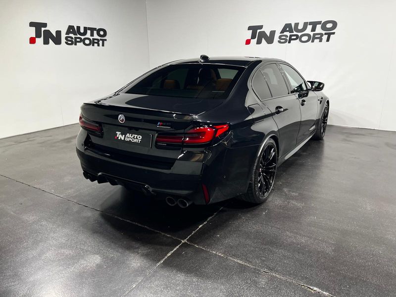 BMW Serie 5 2022, foto 11