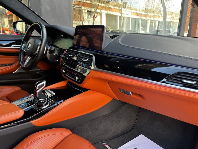 BMW Serie 5 2022, foto 14