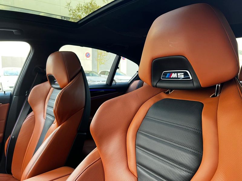 BMW Serie 5 2022, foto 17