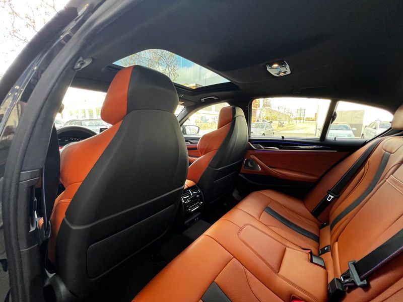 BMW Serie 5 2022, foto 18