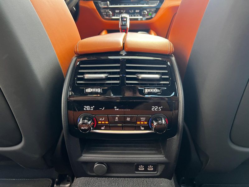 BMW Serie 5 2022, foto 20