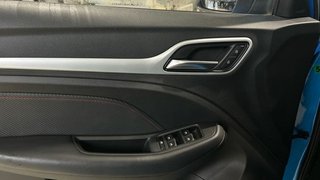MG ZS 1.5 LUXURY 106 5P