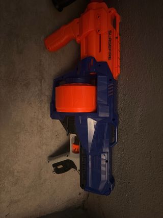 Pistola Nerf SurgeFire Naranja/Azul