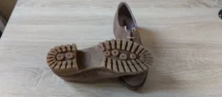 Zapatos de piel sin estrenar