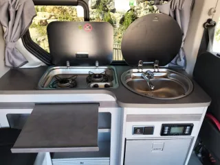 Furgo camper Renault Trafic 2020