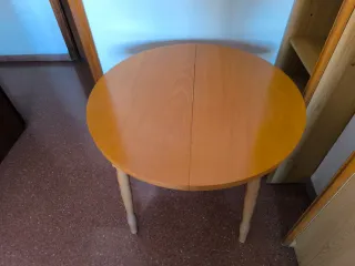 Mesa redonda extensible de madera