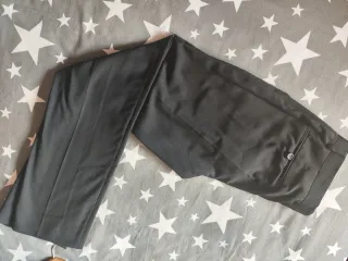 Traje de hombre negro